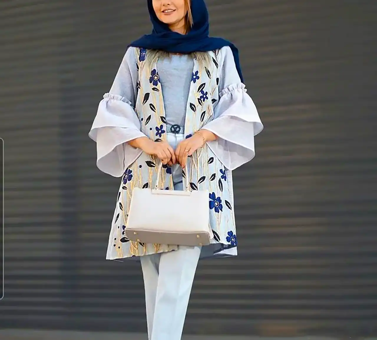 مانتو سفید عروسکی دخترانه