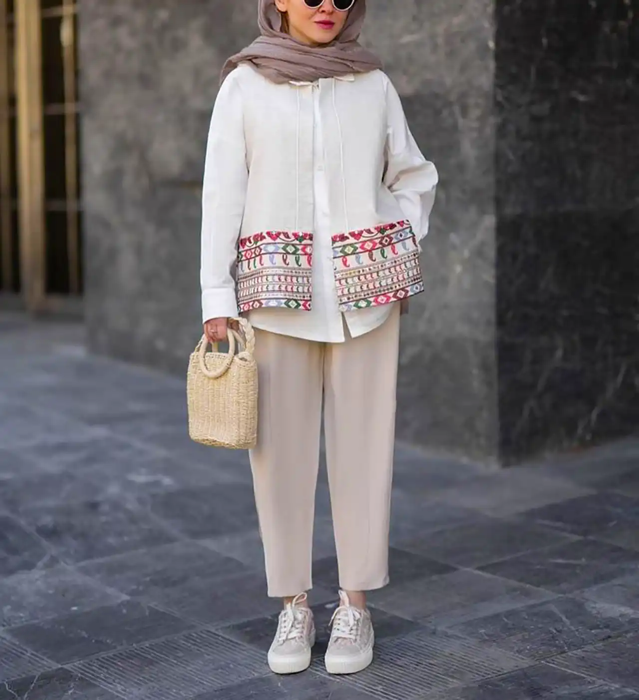 مانتو سفید عروسکی دخترانه